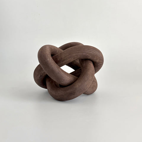 Detta Wooden Chain Knot